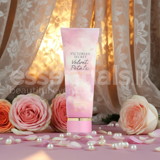 Victoria's Secret Velvet Petals Day Dream Fragrance Lotion 236ml