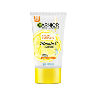 Garnier Skin Naturals  Bright Complete Vitamin C Face Wash 150ml